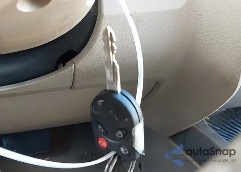 2012 Ford Escape Xlt z USA, uszkodzony, nr VIN 1FMCU0D78CKA27184